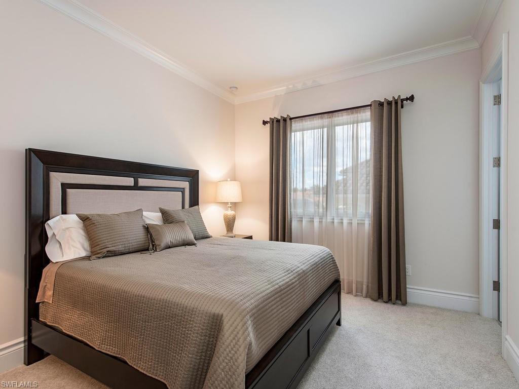 ROYAL HARBOR - Residential