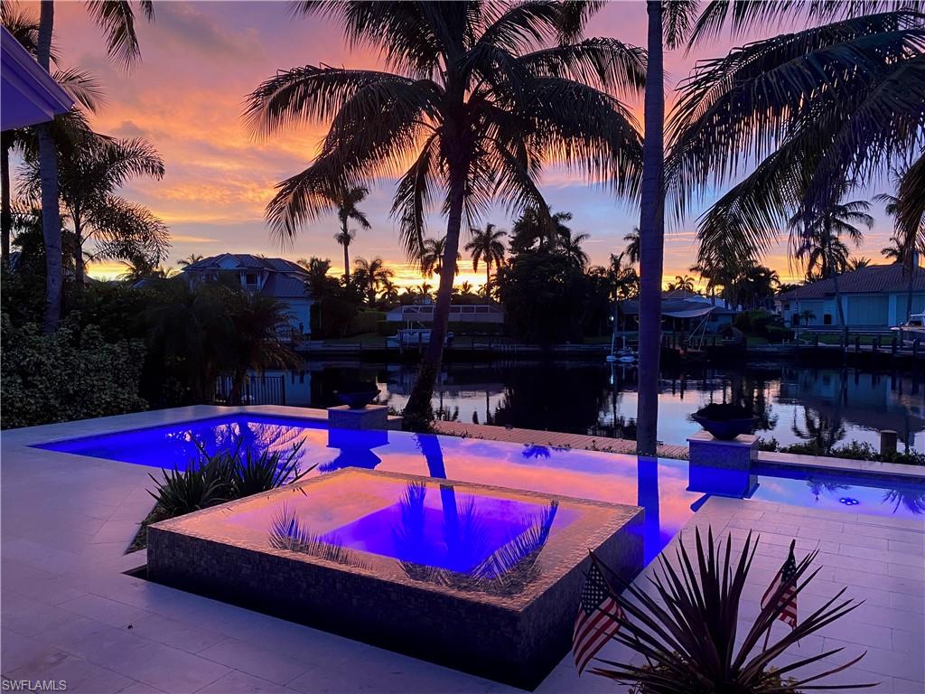 ROYAL HARBOR - Residential