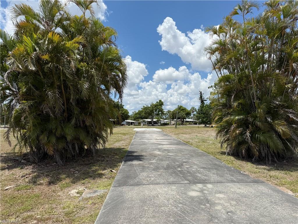 LAKE FAIRWAYS COUNTY CLUB - Land