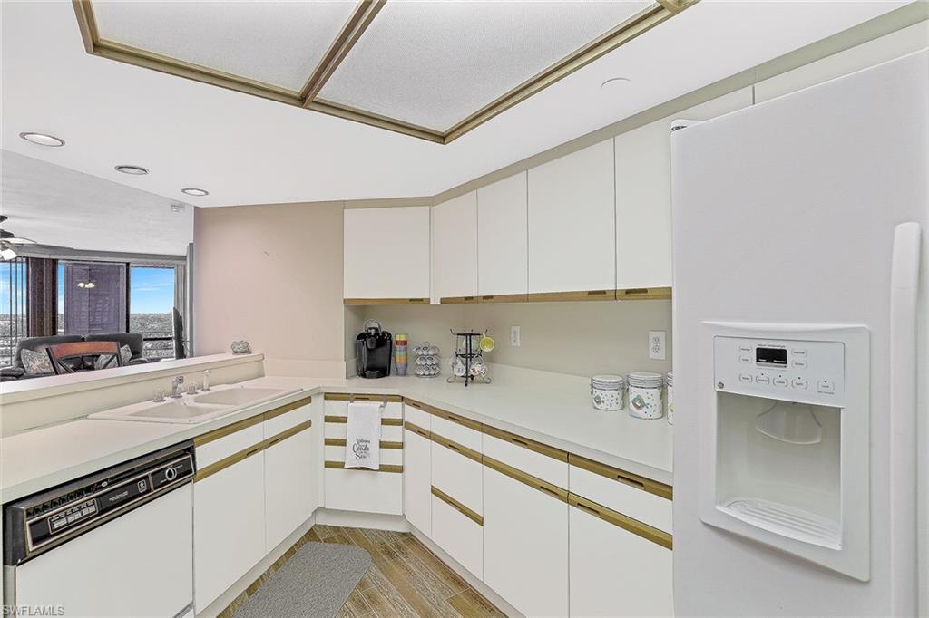 TERRACES AT PARK SHORE - Residential