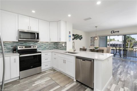 1739 SE 46th LN 202 CAPE CORAL FL 33904