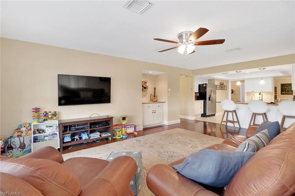 LOCHMOOR - Residential