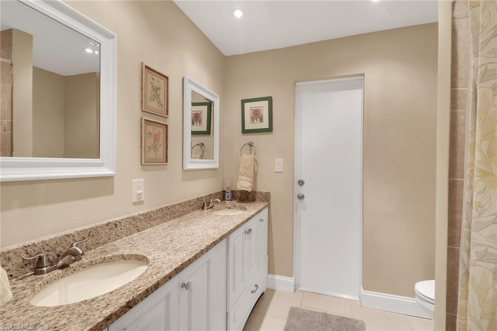 LOCHMOOR - Residential