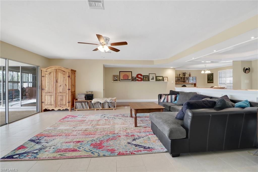 LOCHMOOR - Residential