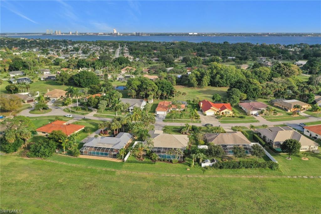 LOCHMOOR - Residential