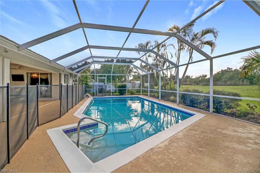 LOCHMOOR - Residential