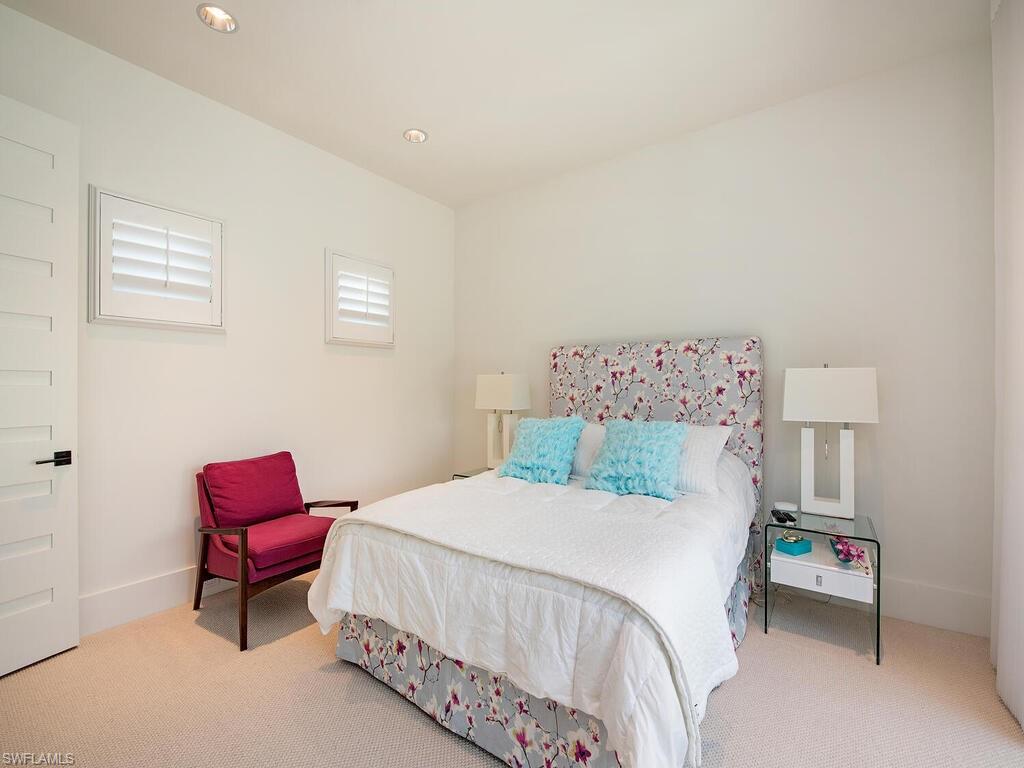 OLDE NAPLES - Residential