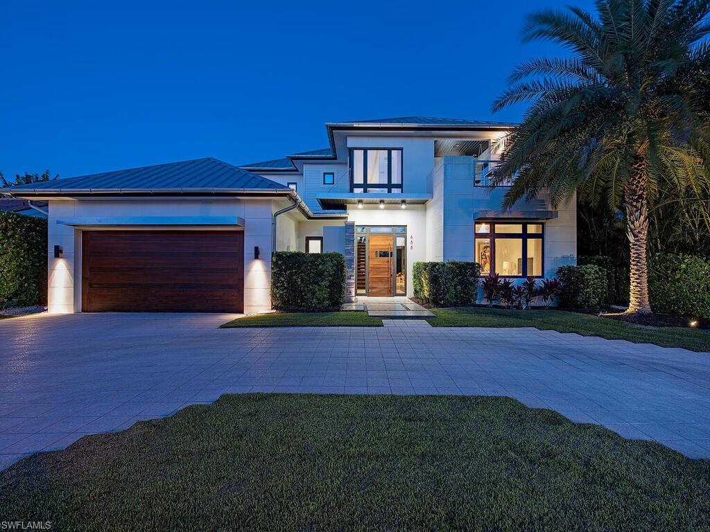 OLDE NAPLES - Residential