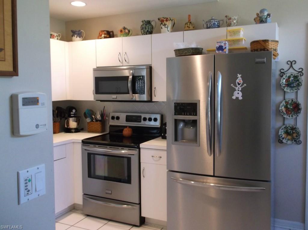 COLONY POINTE - Residential