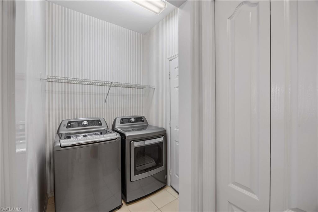 MAPLEWOOD - Residential