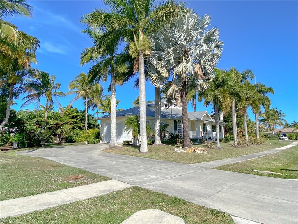 MARCO BEACH - Residential