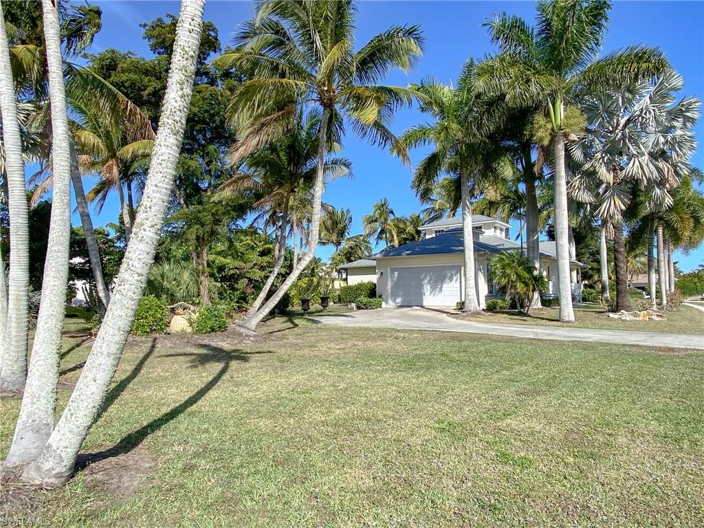 MARCO BEACH - Residential