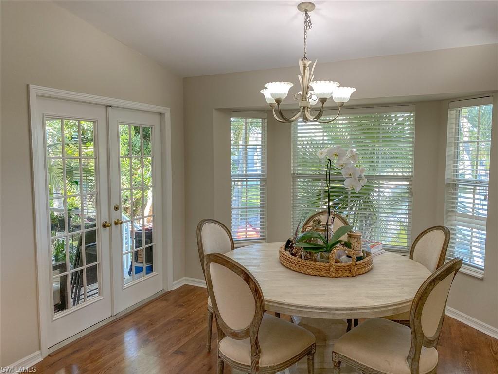 MARCO BEACH - Residential