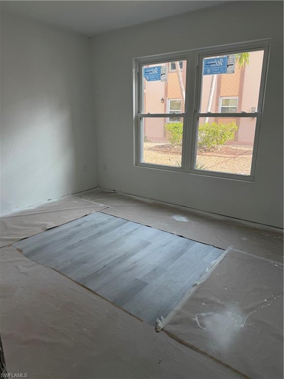 DAVIS WOODS CONDOMINIUM - Residential