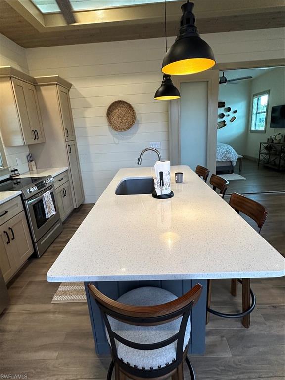 GOLDEN PALMS LUXURY MOTORCOACH RESORT - Land