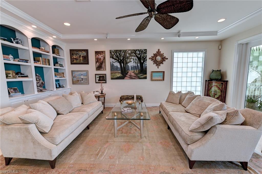 COTTAGES AT BAREFOOT - Residential