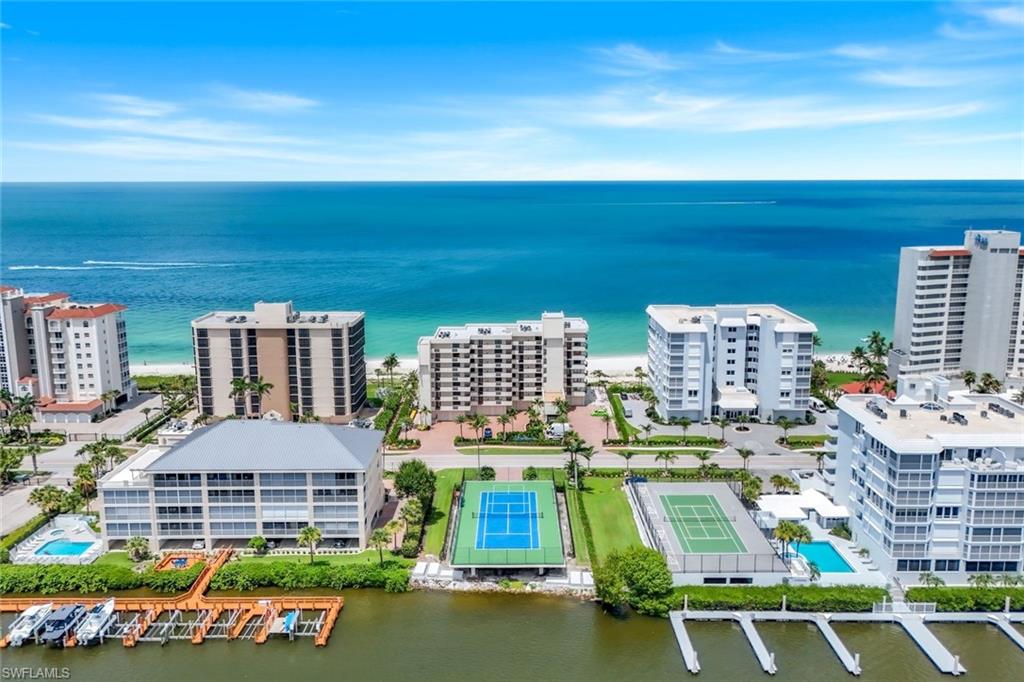 VILLAS OF VANDERBILT BEACH - Residential