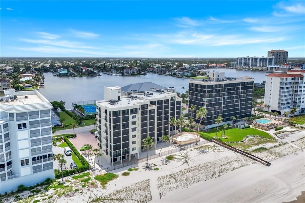 VILLAS OF VANDERBILT BEACH - Residential