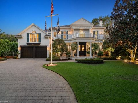 563 3rd ST N NAPLES FL 34102