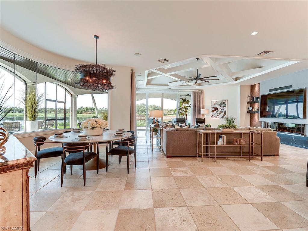 TWIN EAGLES - Residential