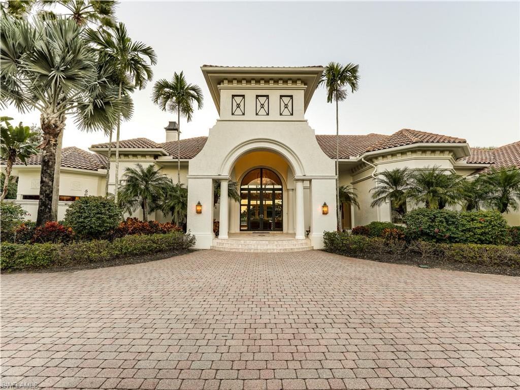 Photo of 11551 Aerie LN, NAPLES, FL 34120 (MLS # 225083408)