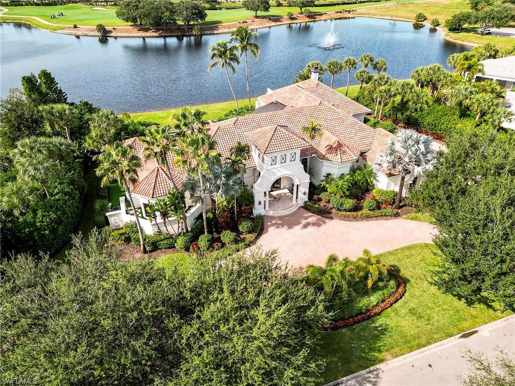 Photo of 11551 Aerie LN, NAPLES, FL 34120 (MLS # 225083408)