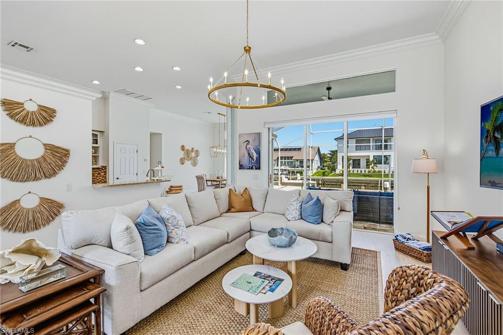 251 Seminole CT