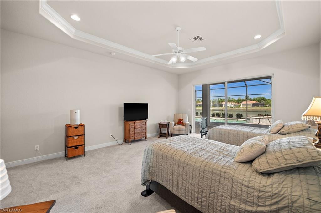 BELLE LAGO - Residential