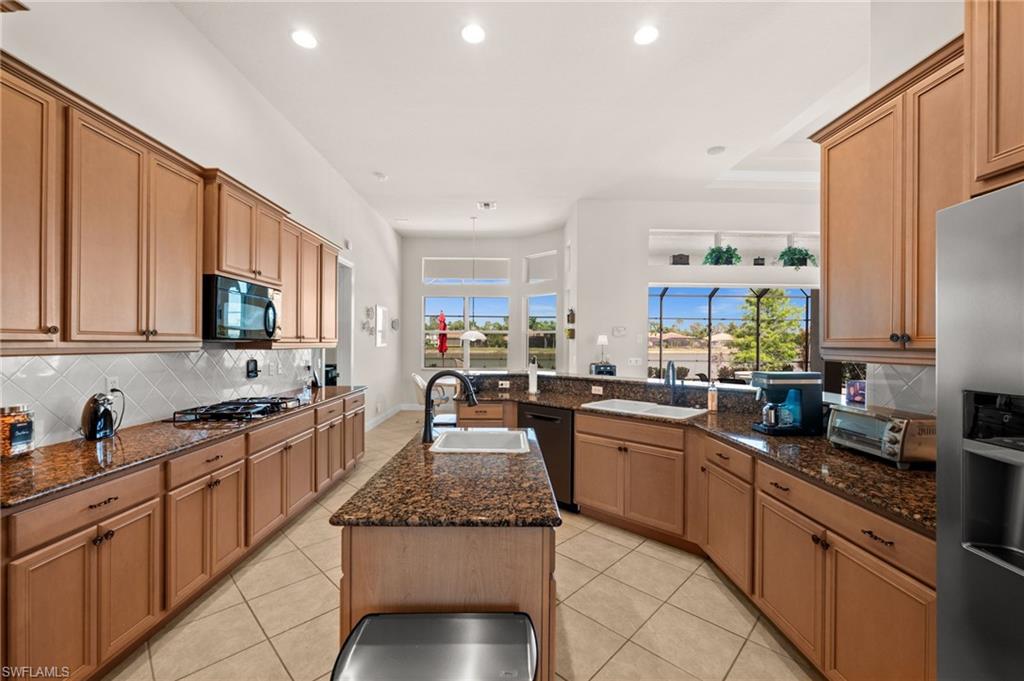 BELLE LAGO - Residential