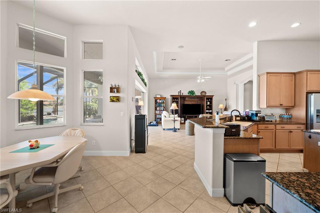 BELLE LAGO - Residential