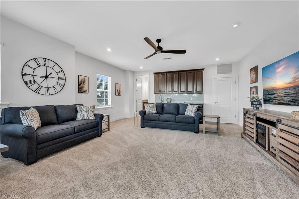 OYSTER HARBOR - Residential