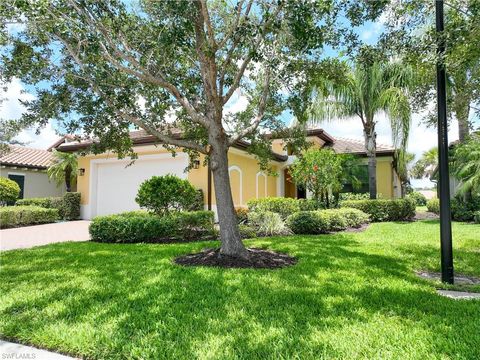 12490 Kentwood AVE FORT MYERS FL 33913