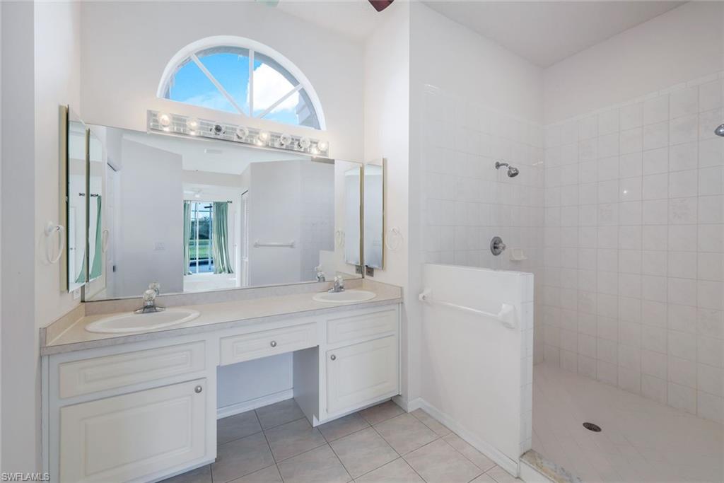 PINECREST - Residential