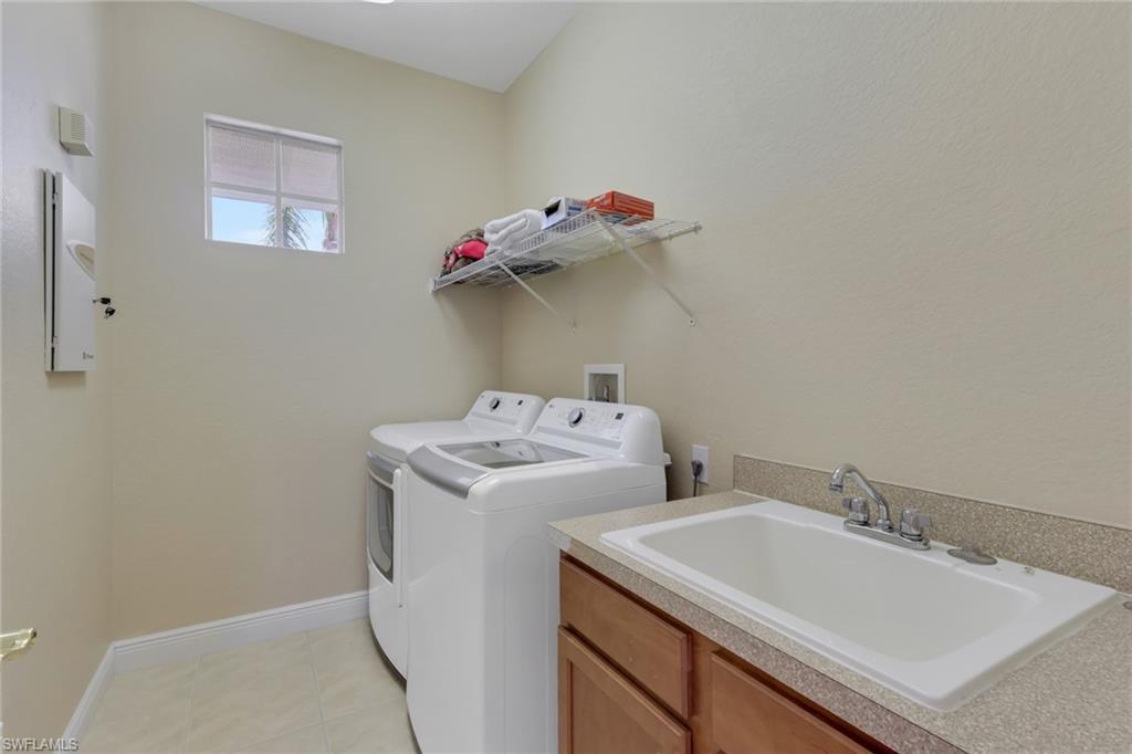 THE ENCLAVE - Residential