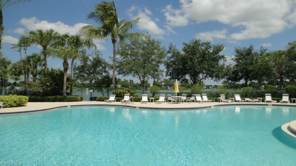 ISLAND WALK - Residential