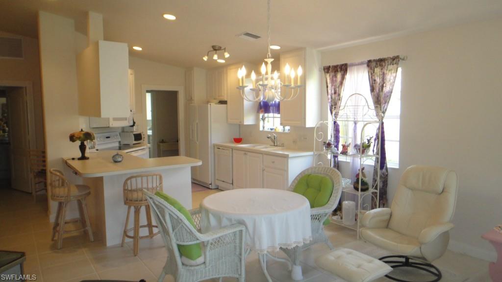 ISLAND WALK - Residential