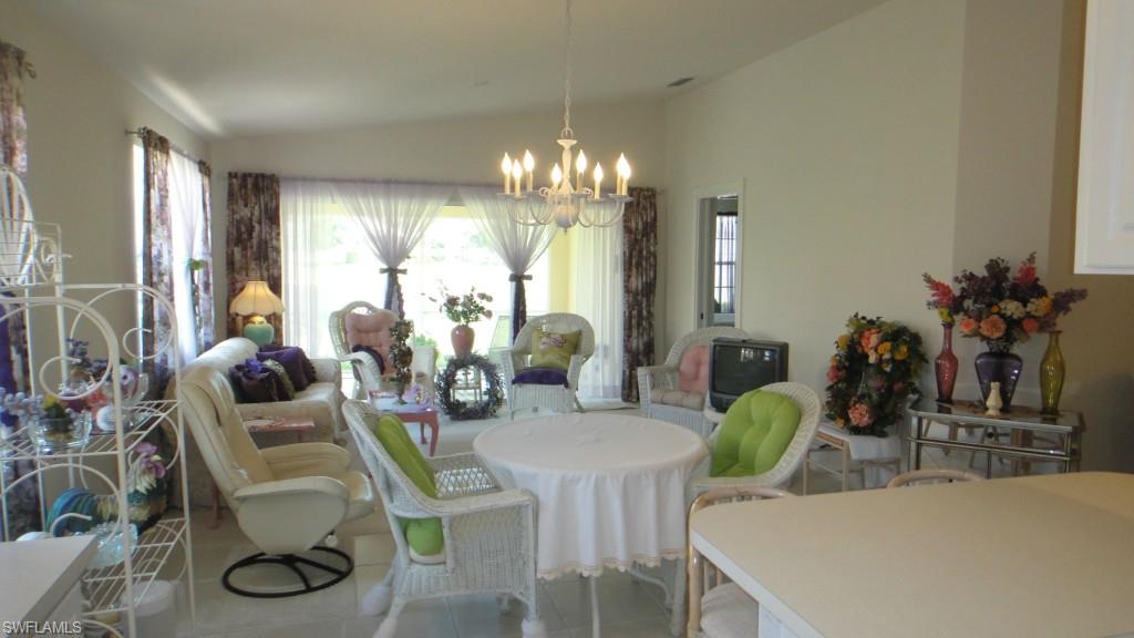 ISLAND WALK - Residential