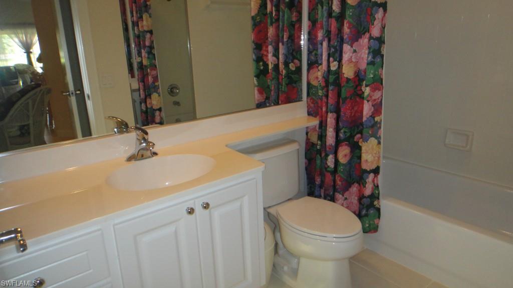 ISLAND WALK - Residential