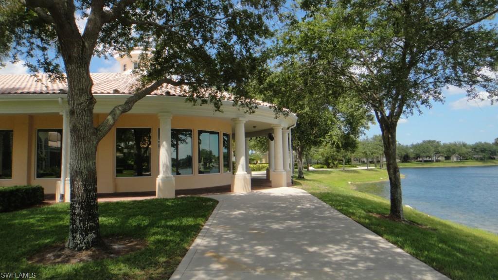 ISLAND WALK - Residential