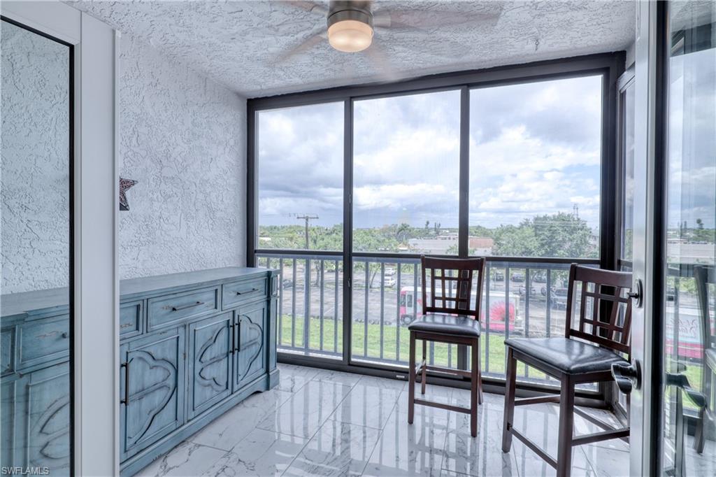 CENTRE COURT CONDO - Residential