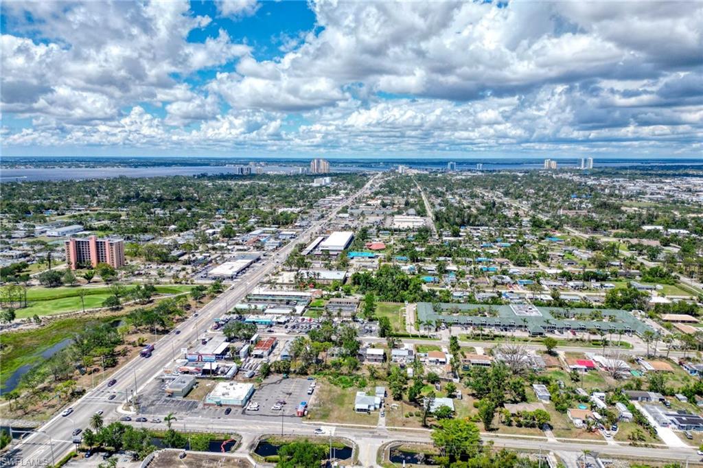CENTRE COURT CONDO - Residential