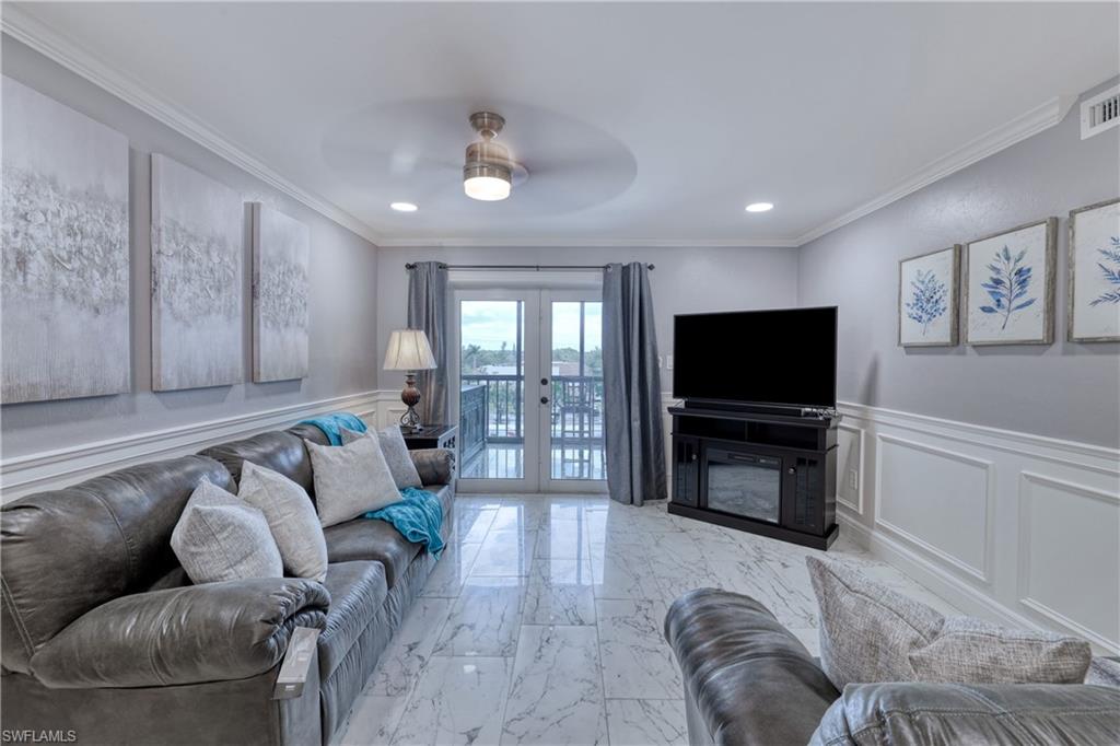 CENTRE COURT CONDO - Residential