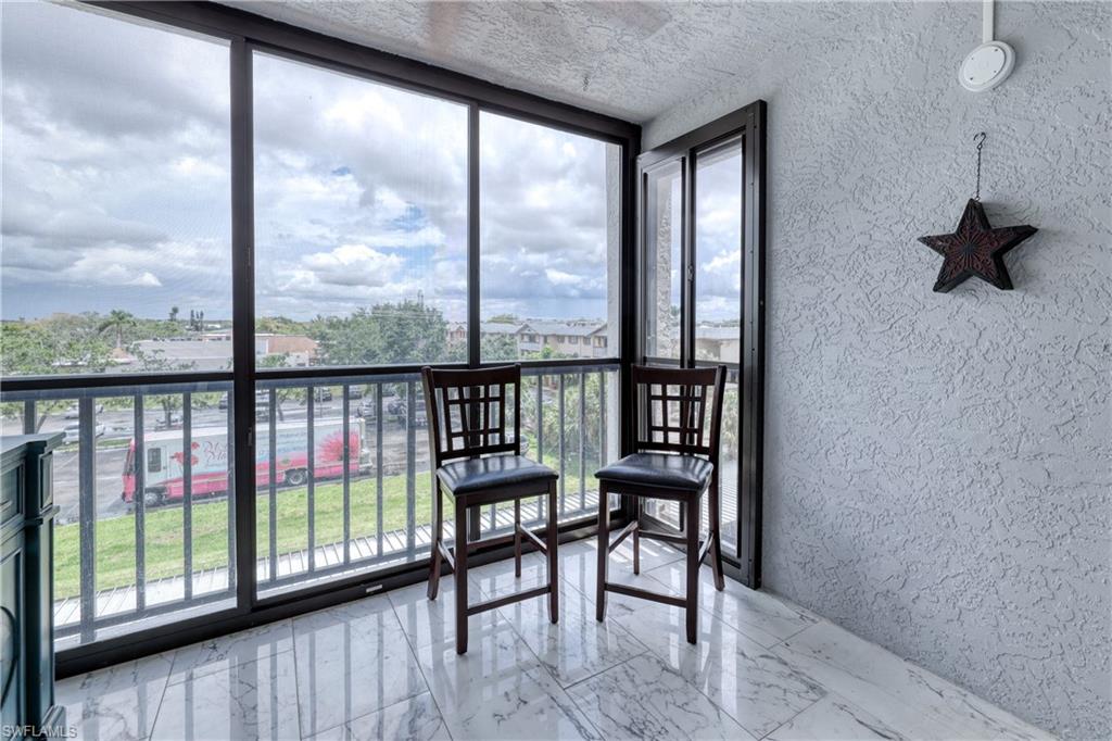 CENTRE COURT CONDO - Residential