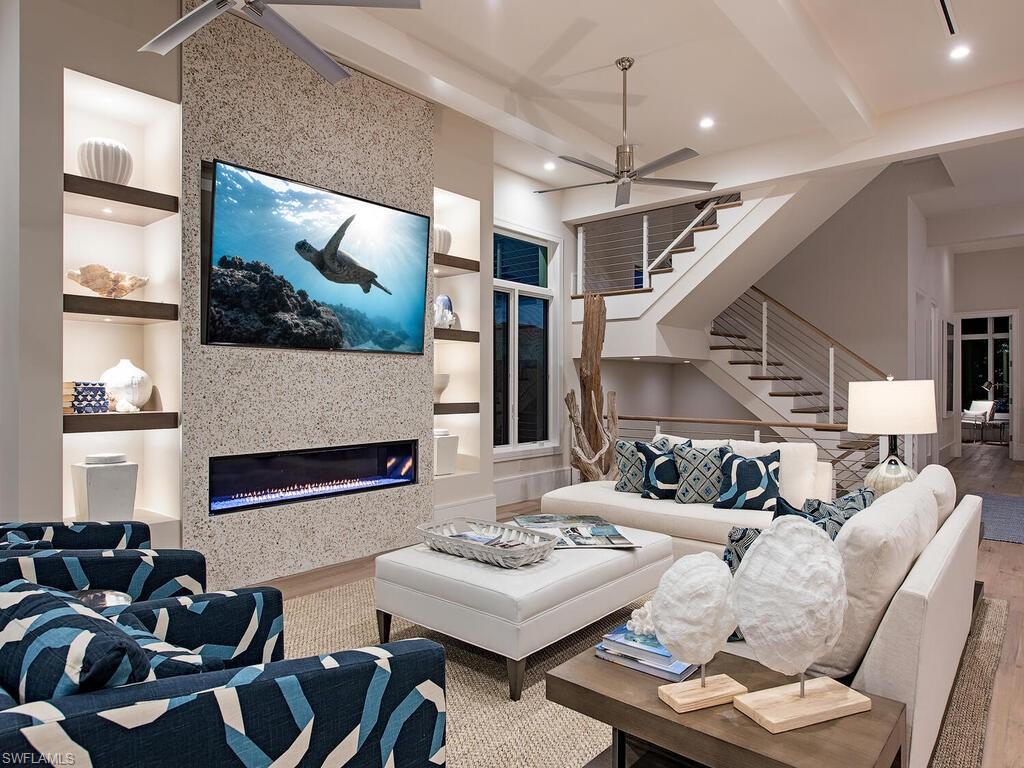 BONITA BEACH - Residential