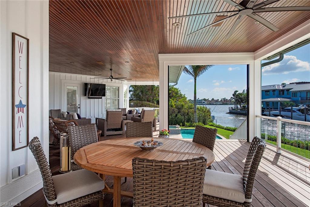 AQUALANE SHORES - Residential