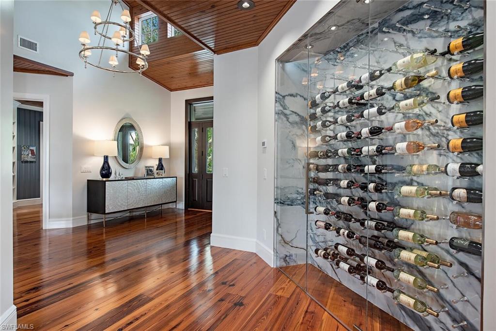 AQUALANE SHORES - Residential