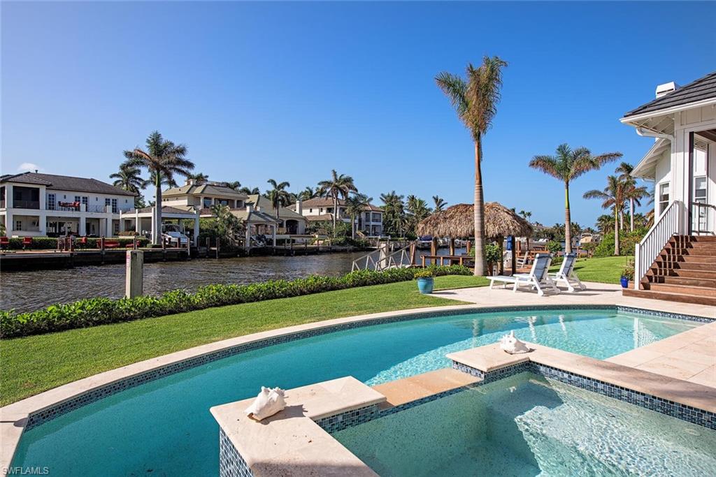 AQUALANE SHORES - Residential