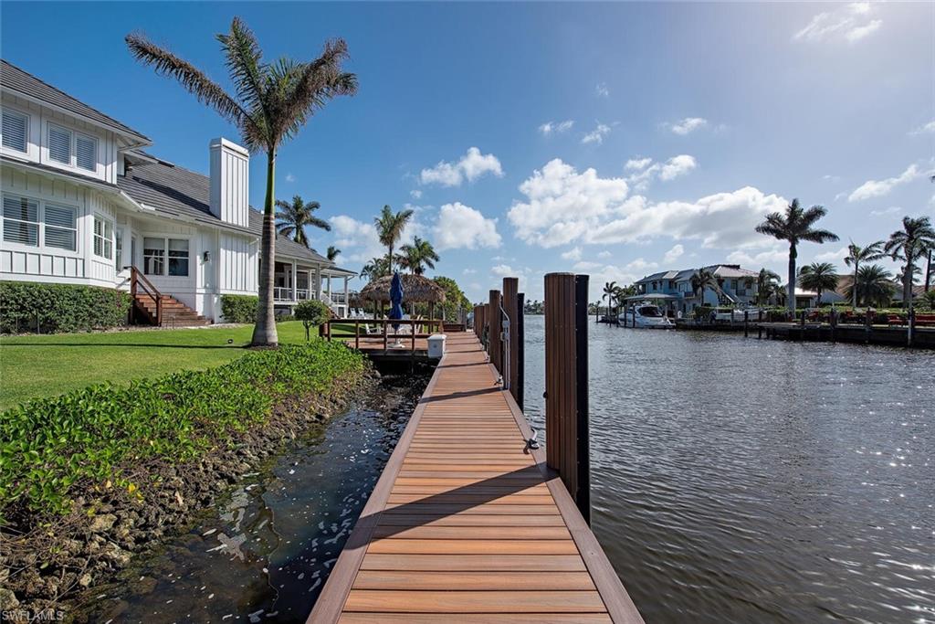 AQUALANE SHORES - Residential