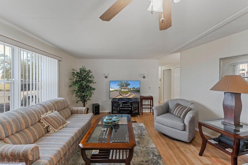 LAUREL ESTATES MOBILE HOME VIL - Residential