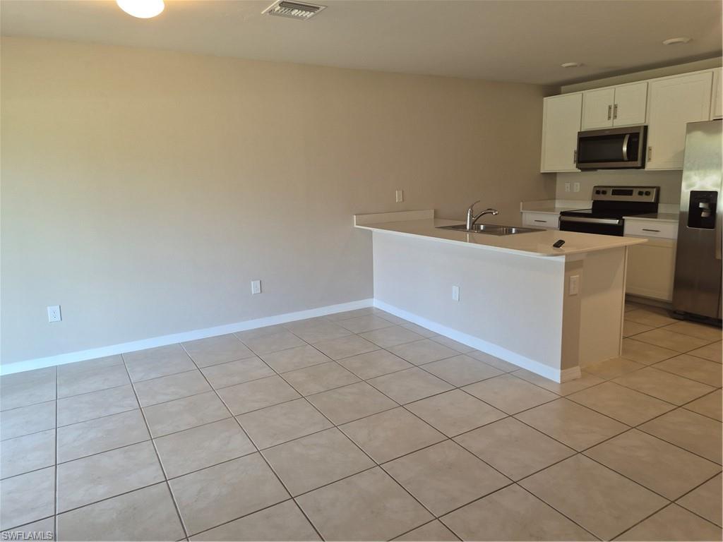 PORT LABELLE - Residential Lease